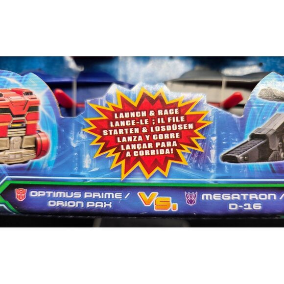 Transformers One Optimus Prime/Orion Pax Vs Megatron/D-16 Action Figure Set - Picture 4 of 7